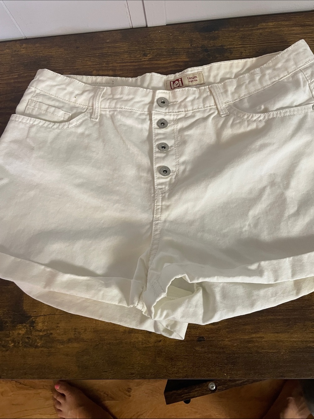lei White Button-Fly Women's Denim Shorties